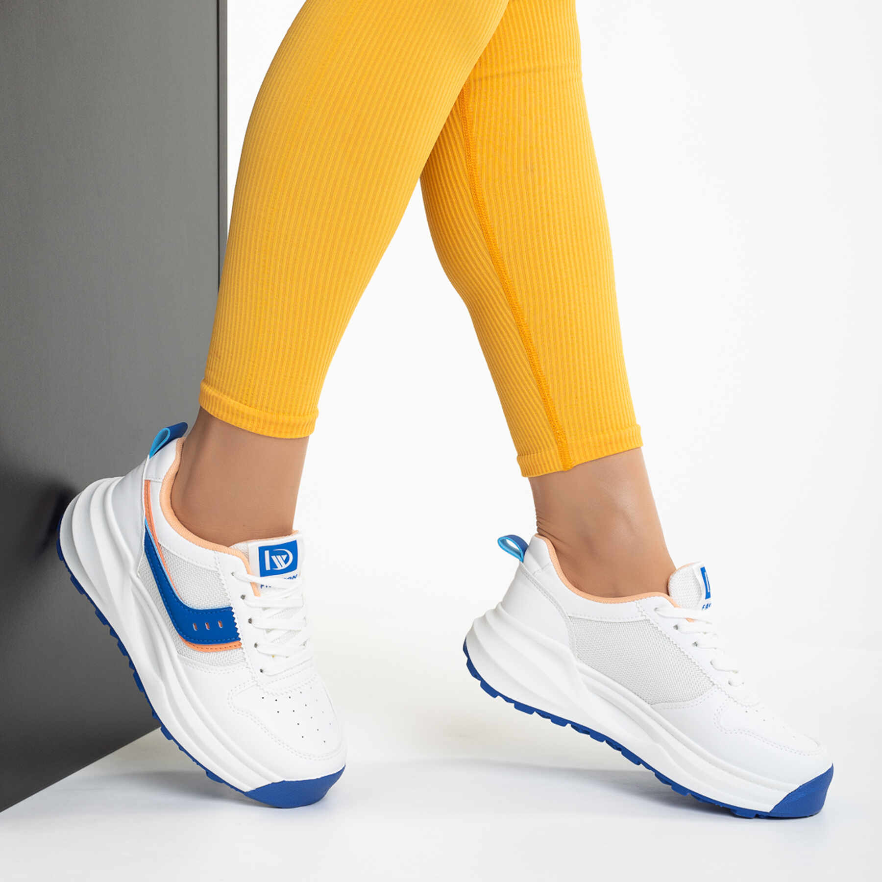 Pantofi sport dama albi cu albastru din piele ecologica si material textil Svetlana