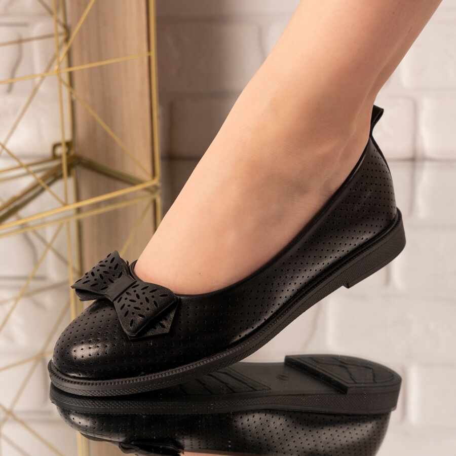 Pantofi dama casual cu funda din piele ecologica perforati Negri Claribel Marimea 36