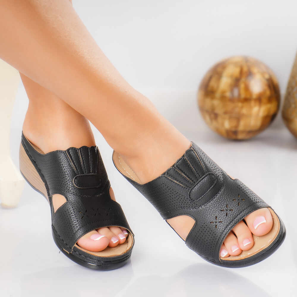 Papuci dama cu platforma negri din piele ecologica Anui